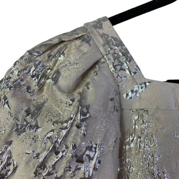 JONATHAN SIMKHAI Taylor Metallic Champagne Matelassé Puff Sleeve Wrap Top - NWT - Picture 4 of 11